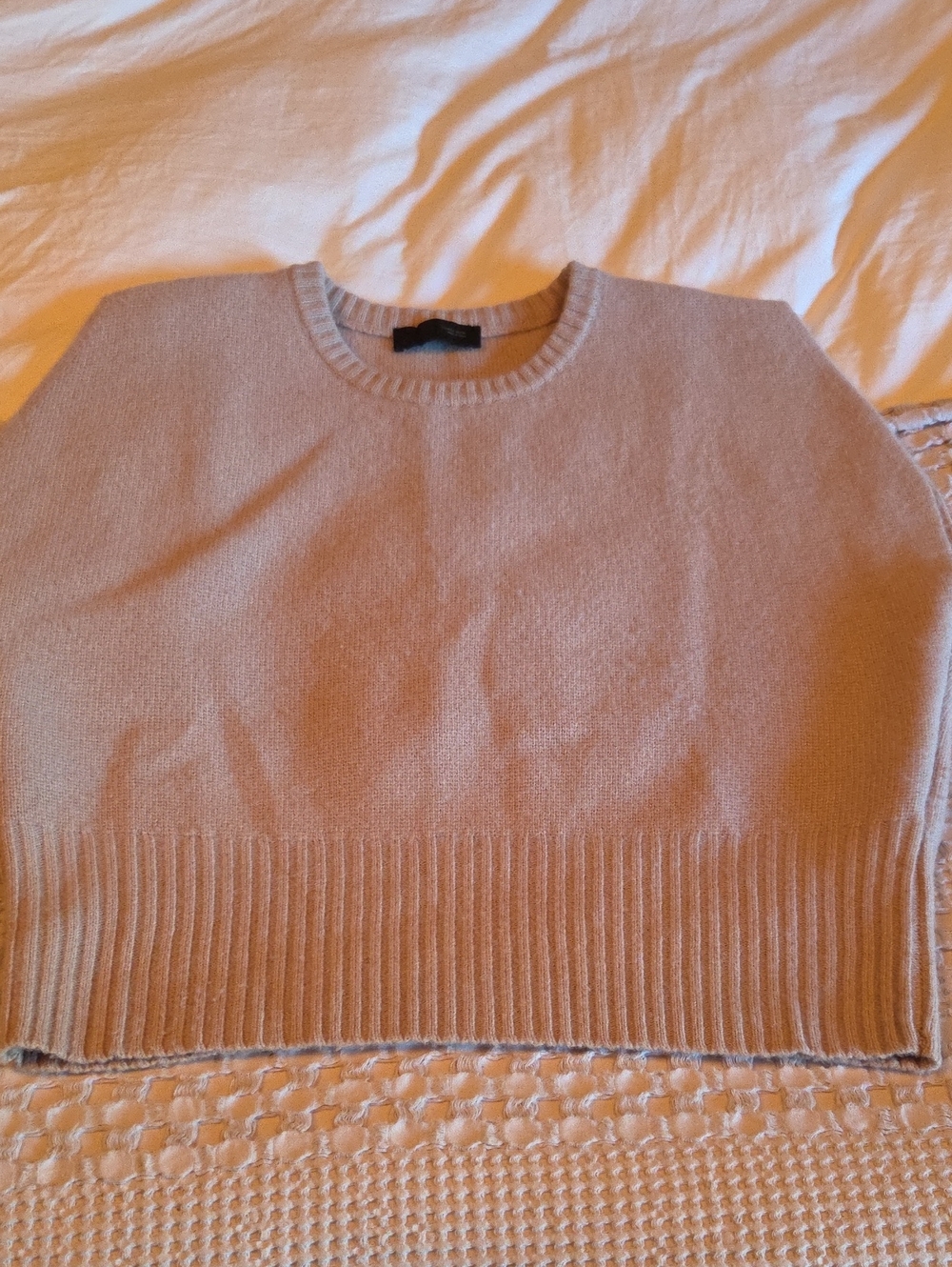 Zara Women's Crewneck Sweater in Light Beige